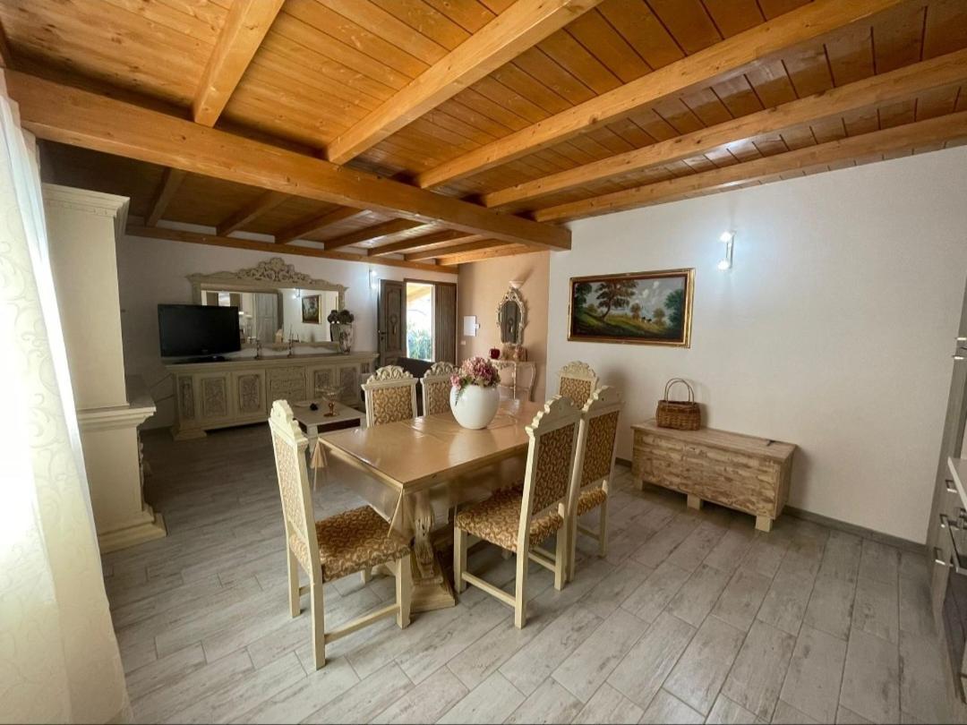 Il Casale Villa Budoni Bagian luar foto