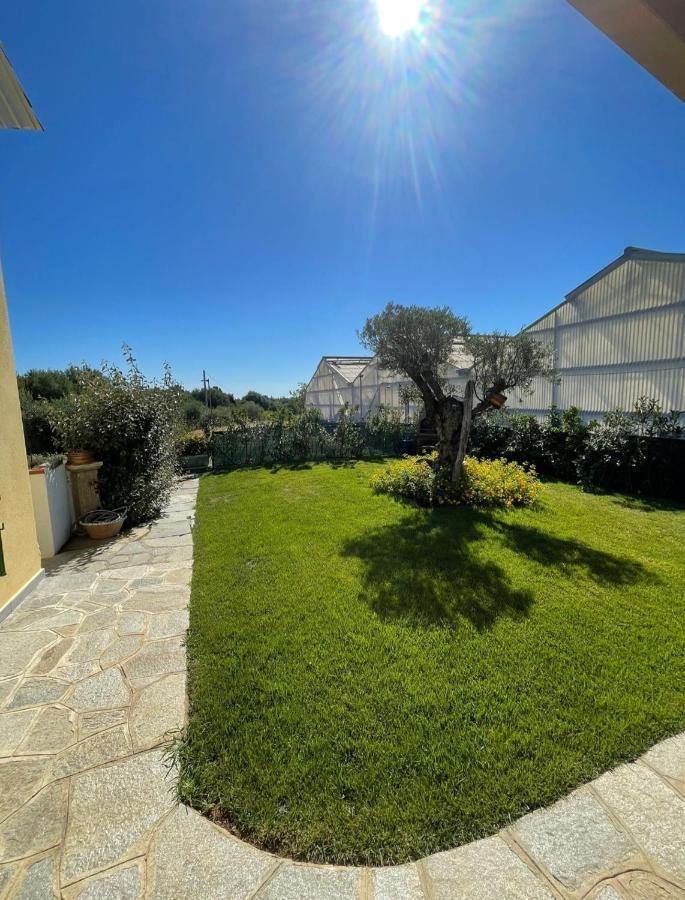 Il Casale Villa Budoni Bagian luar foto